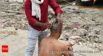 Medical college professor in trouble after getting boy to tonsure head