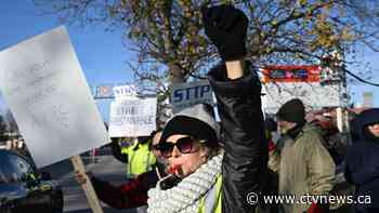 Canada Post, union to meet mediator Monday in effort to end strike