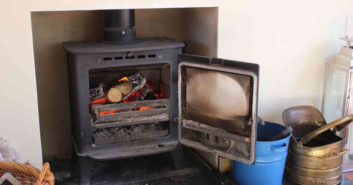 Black log burner glass stains ‘disappear’ in 2 minutes with 1 natural item - no scrubbing