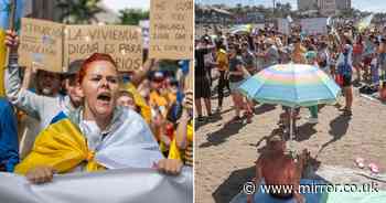 Tenerife tourist protests restart after holidaymakers get trapped on volcano sparking rescue mission