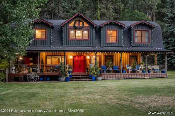 PHOTOS: Ruidoso home for sale looks like a Hallmark movie set