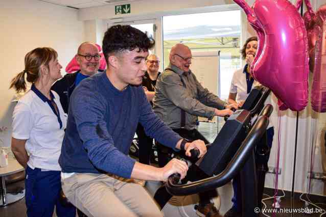 Longpatiënten fietsen tegen ziekenhuispersoneel en BV’s tijdens COPD-Dag: “Het is alsof je stikt, ik dacht dat ik ging doodgaan”