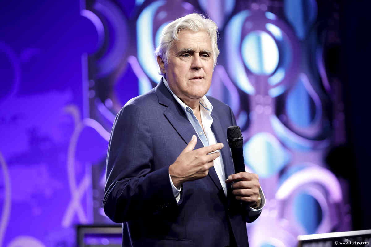 Jay Leno shows up with bruised face and an eye patch to comedy show. What happened