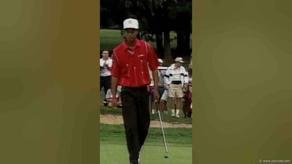 16-year-old Tiger Woods introduces his signature fist pump to the world ⛳️