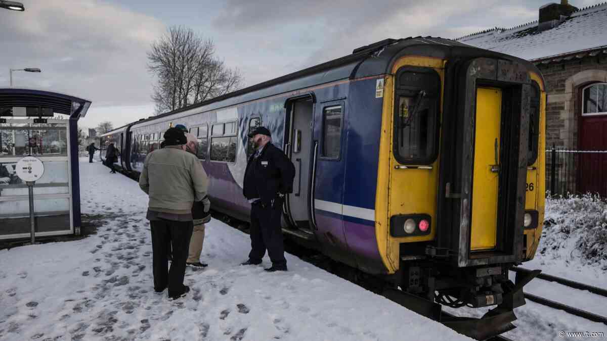 Northern Rail to cut Christmas timetable to improve reliability