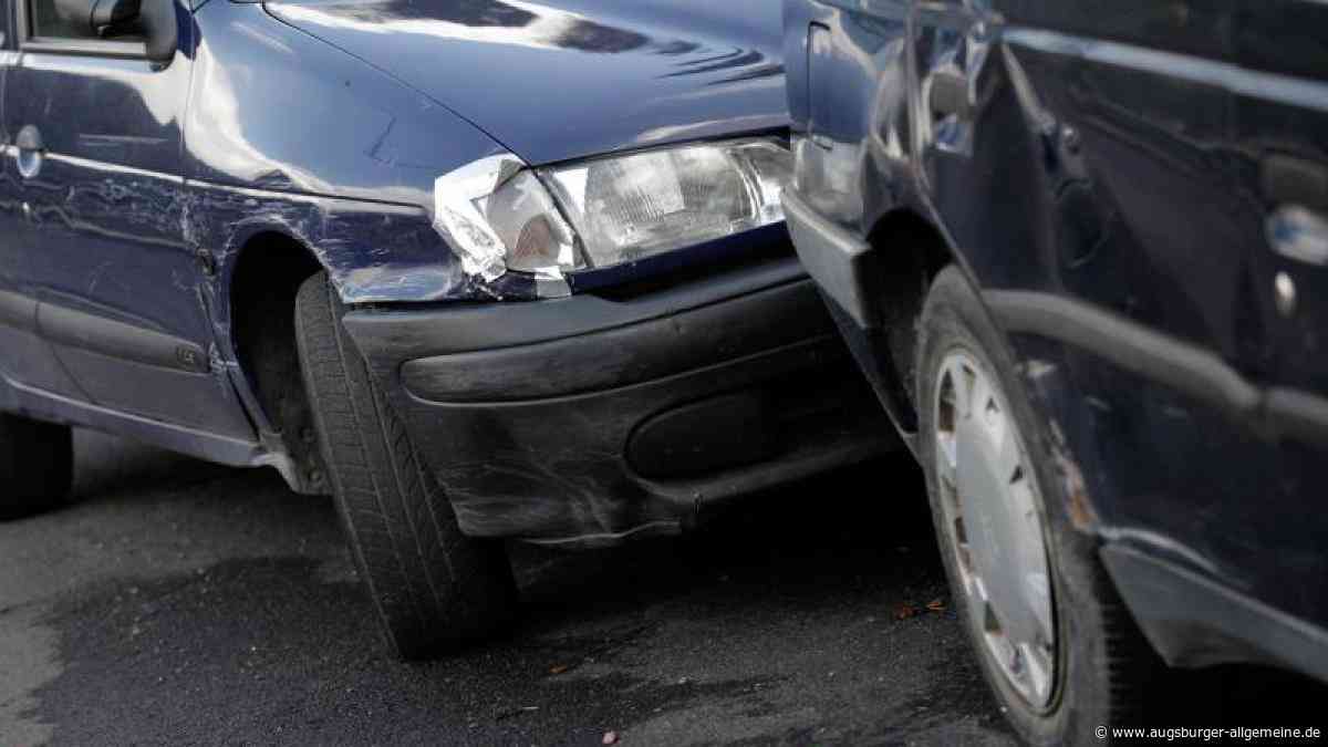 Viel Verkehr führt zu Auffahrunfall in Berg