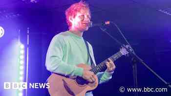 Ed Sheeran surprises pupils at music careers event