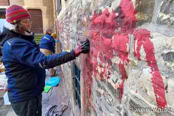 Reinigung der Rathaus-Fassade hat bislang 11.500 Euro gekostet