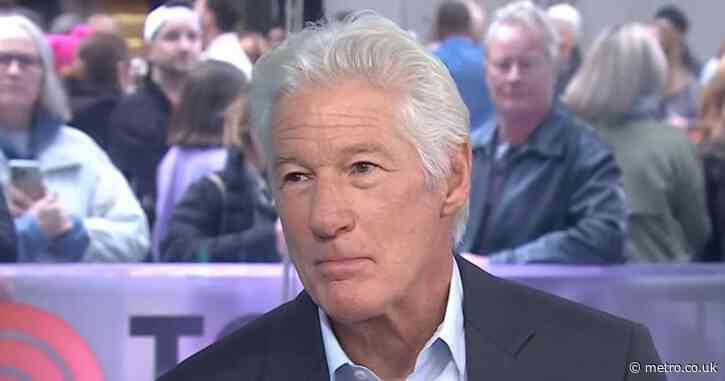 Richard Gere shocks morning talk show host with an obscene gesture live on air