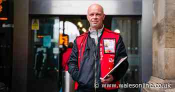 Big Issue vendors offered devices to sell magazines through contactless payment