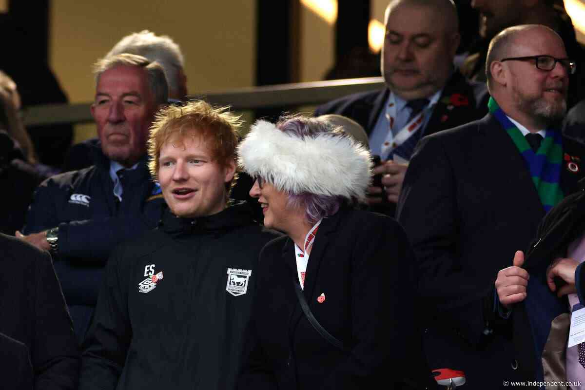 Pop star Ed Sheeran helps favorite soccer team sign player before getting on stage with Taylor Swift