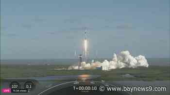 Into the blue: SpaceX launches batch of Starlink satellites