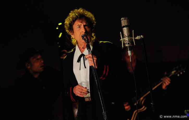 Bob Dylan responds to former backing dancer’s “ridiculous” claim she was told not to make eye contact with him