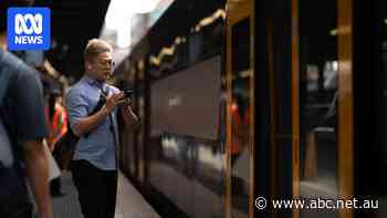 Two-week deadline set for negotiations between NSW government and rail union