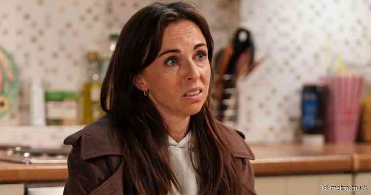 Ruby vows to ‘rip the face off’ EastEnders legend in shocking outburst