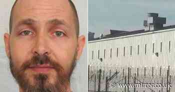 Death row inmate executed by 'torturous' method after desperate last words