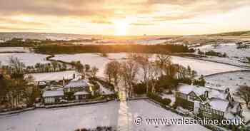 Hundreds of schools shut as UK plunges to -6C before Storm Bert