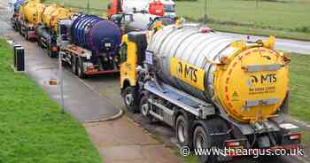 Tankers brought in after sewer pipe bursts