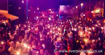 Gorgeous photos show Huyton Christmas lights switch-on