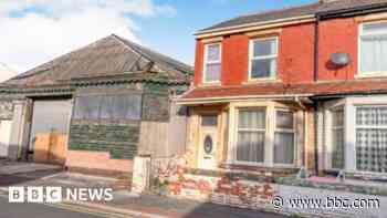 Pigeon-infested house up for auction at £12k