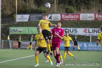 OVERZICHT 2DE AFDELING VV A. Roeselare en Harelbeke laten punten liggen, Oostkamp wint overtuigend met nieuwe trainer