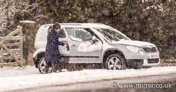 Chilling UK snow maps reveal exact date huge 2cm-per-hour Arctic blast will hit UK