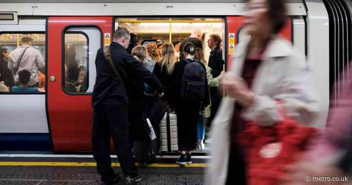 Signal failures cause severe delays on London Underground lines