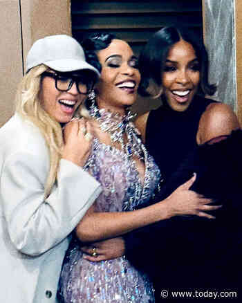 Destiny's Child reunite for Michelle Williams on Broadway: 'Ride or die friends'