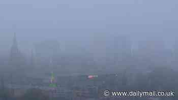 Melbourne Airport delays as fog grounds departures - Qantas and Virgin impacted