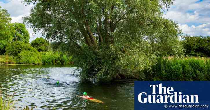 Record number of English bathing sites classified as having poor water quality