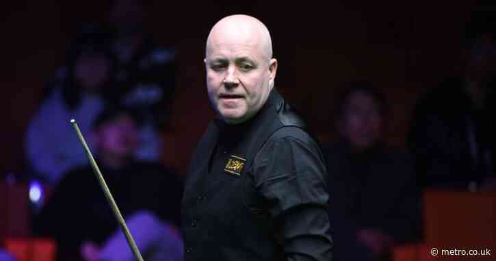 John Higgins romps into UK Championship last 16 with whitewash win