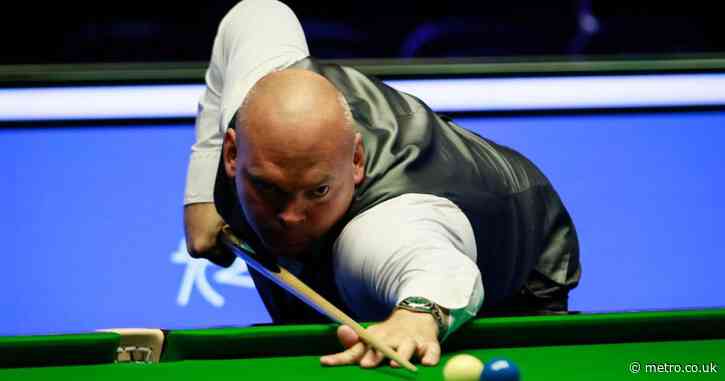 Stuart Bingham comeback stuns Mark Williams as tough table causes more complaints