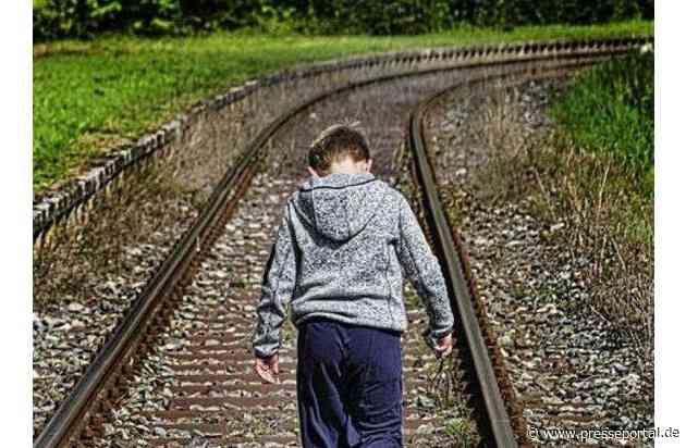 BPOL NRW: Gerade nochmal gut gegangen: Bundespolizei nimmt 12-jährigen Gleisläufer in Gewahrsam