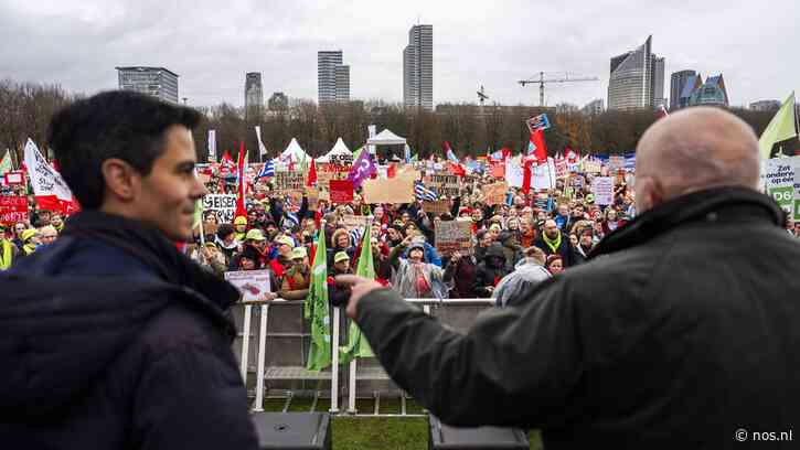 Oppositie wil kabinet dwingen onderwijsbezuiniging te schrappen, minister houdt deur dicht