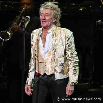 Rod Stewart admits 2025 Glastonbury performance will cost him 'a fortune'