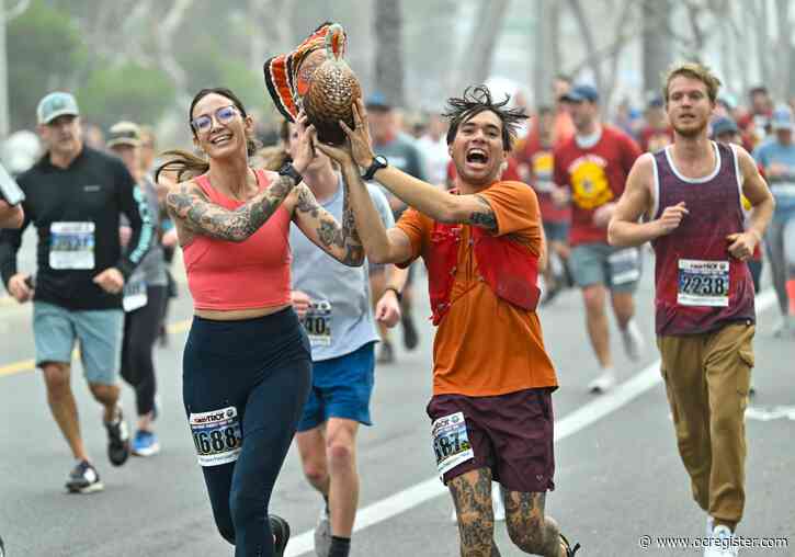 More than 11K runners hit the scenic route in Dana Point Harbor for the 47th Turkey Trot