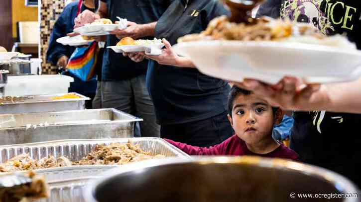 Stanton restaurant invites thousands to join Thanksgiving meal