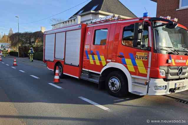 Man raakt gasleiding met spade bij tuinwerken, lek snel gedicht