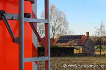 Schoorsteenbrand breidt uit naar dakbrand: schade aan woning is aanzienlijk