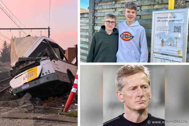 “Het enige dat die man kon zeggen was ‘is iedereen van die bus?’”: chauffeur die 16 kinderen redt van aanstormende trein blijkt bekende ex-voetbaltrainer