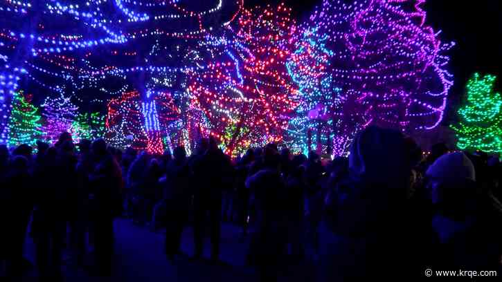 Santa Fe kicks off Christmas season with Holiday Plaza Lighting