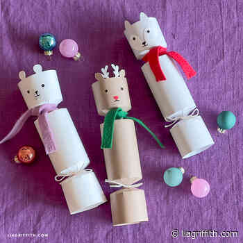 Papercut Animal Holiday Crackers