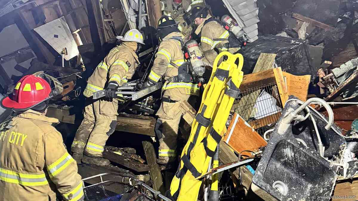 Special ops team tunnels through debris to rescue final victim in Mo. explosion