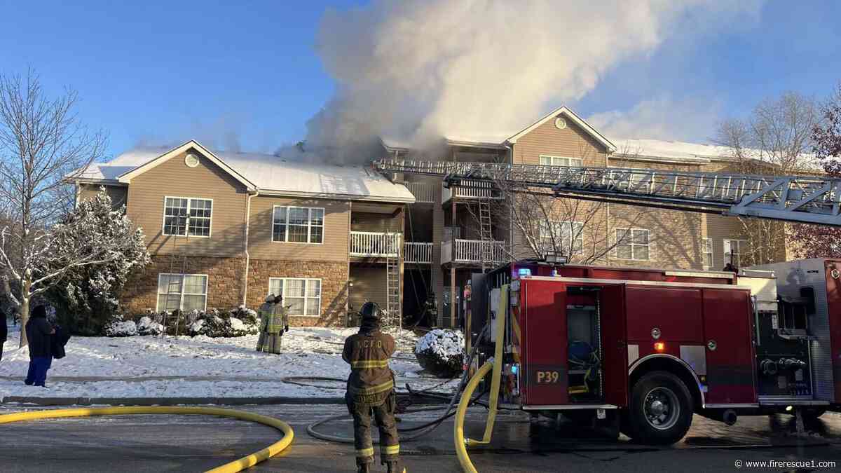 Over 20 rescued at Mo. apartment fire