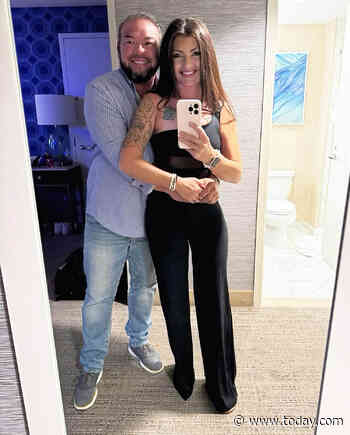 Jon Gosselin is engaged to girlfriend after 3 years of dating. How his daughter reacted