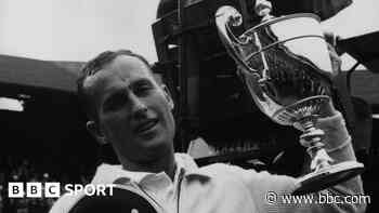 Australian tennis legend Fraser dies at 91