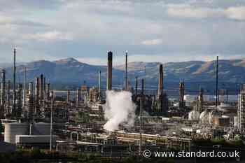 Swinney raises union’s plan to save Grangemouth with Starmer