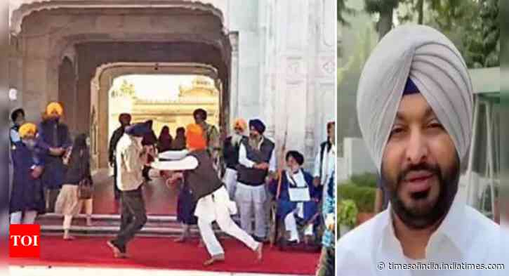 'Hugged Rajoana, why not facilitate this attacker?': Ravneet Bittu slams SAD after assassination attempt on Badal