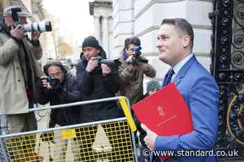 Wes Streeting signals move to train thousands more GPs