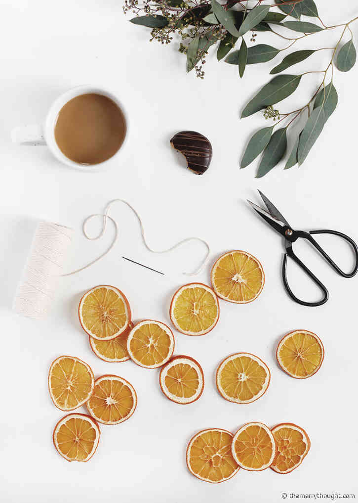 8 Ways to Decorate with Dried Oranges